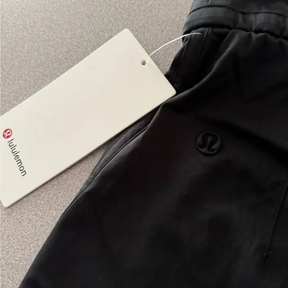 NWT Lululemon Women's Black Shorts - Size M - Picture 5 of 5